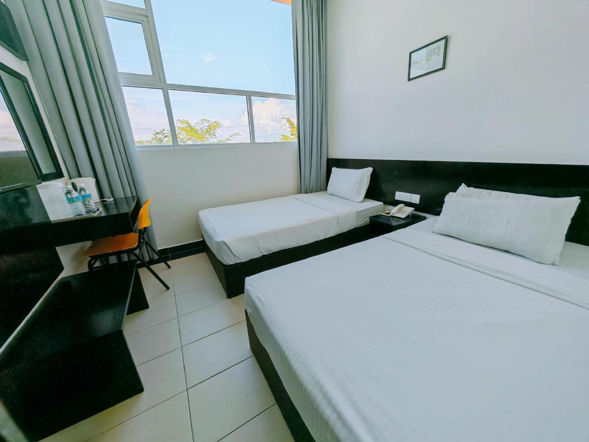 Citrine Hotel Seri Iskandar Eksteriør billede